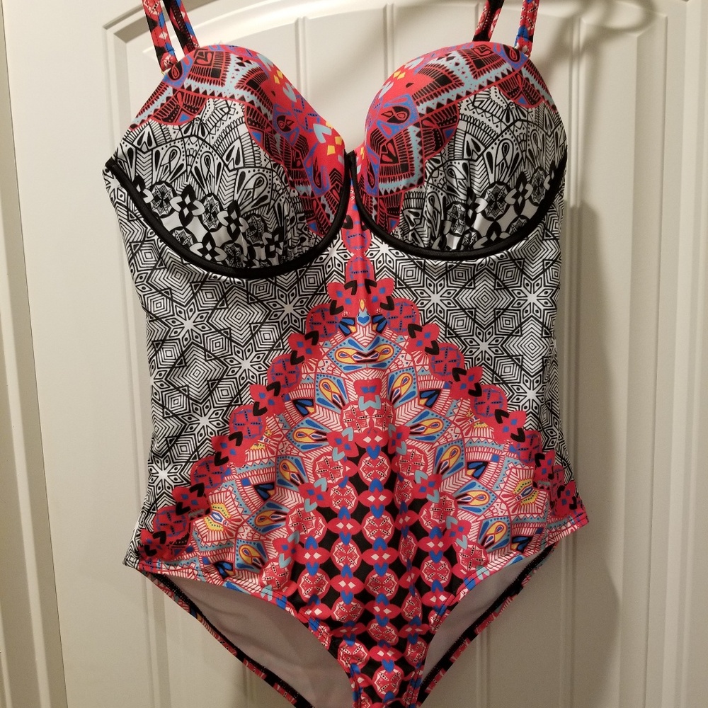 Swim suit